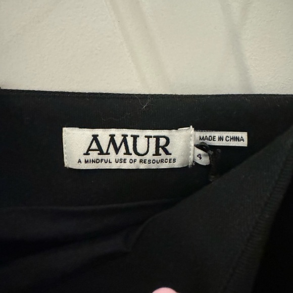 AMUR Black Top